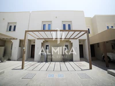 2 Bedroom Villa for Sale in Al Reef, Abu Dhabi - FJ0A3417. JPG