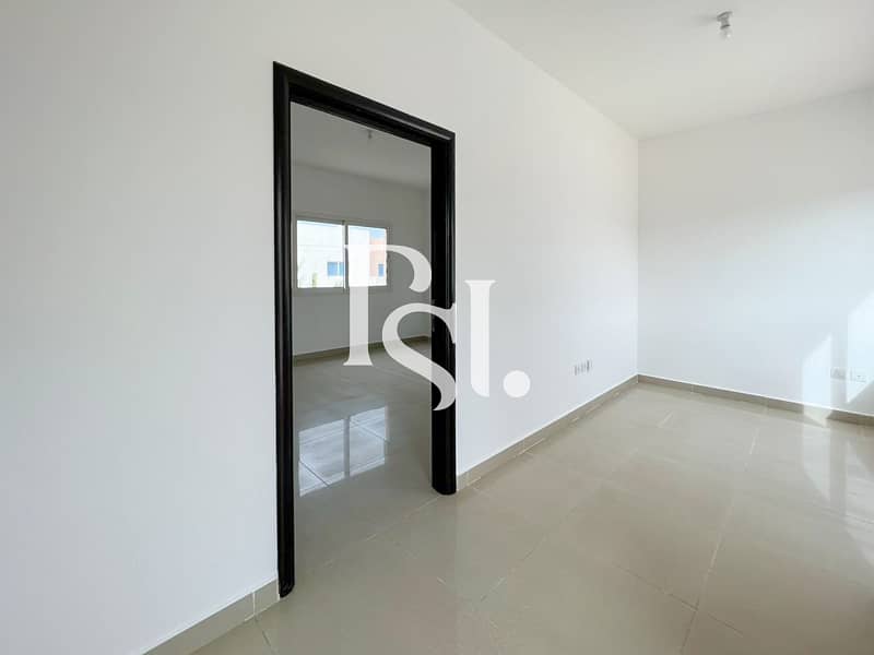 8 al-reef-khalifa-city-abu-dhabi-bedroom (5). jpg