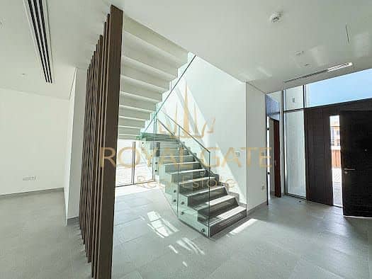 12 da70fdc8-8ee1-4ad0-9db1-3df07f742cc9. jpg
