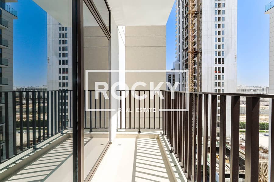 14 JVC - 007 Building - Residence-5559. jpg