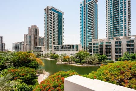 Unfurnished 3 bedroom with a Pool View Unfurnished 3 bedroom with a Pool View