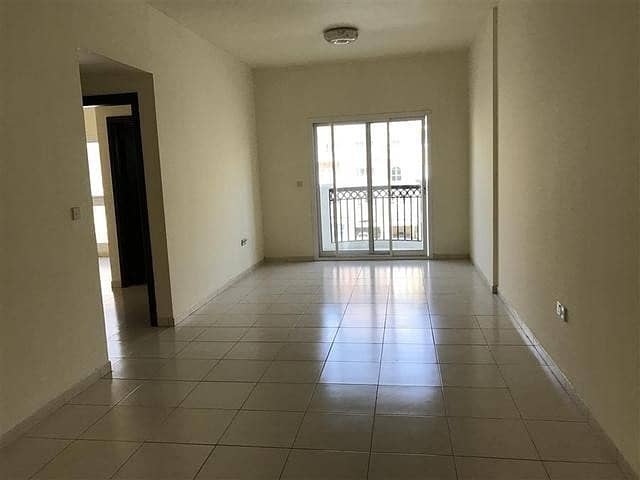 2BHK للبيع في مدينة CBD الدولية مع BALCONY