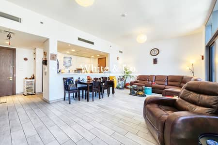2 Bedroom Apartment for Sale in Business Bay, Dubai - Mid Flr | Vacant on Transfer | Canal View