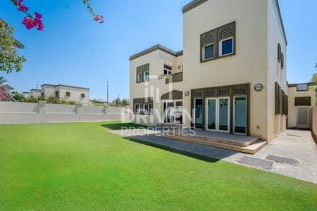 3 Bedroom Villa for Rent in Jumeirah Park, Dubai - Vast Layout | Semi Detached Villa | Vacant