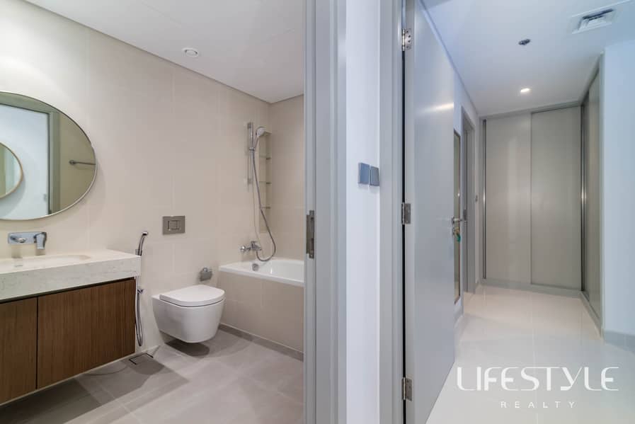 20 BEACH ISLE 2BR APT M02-16. JPG