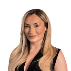 Ellie Hayes Ellie Hayes