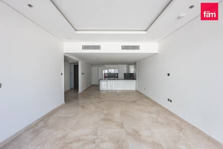 4 Bedroom Flat for Sale in Business Bay, Dubai - Luxury | Garden View | Private Lift