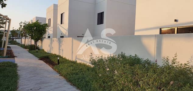 4 Cпальни Вилла Продажа в Яс Айленд, Абу-Даби - WhatsApp Image 2024-11-02 at 12.58. 42. jpeg