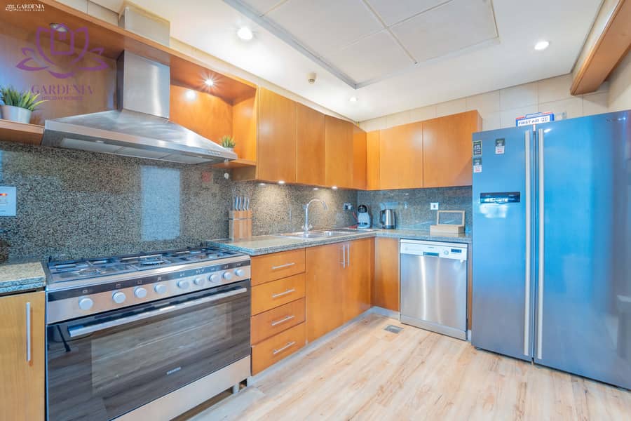 31 kitchen 2. jpg