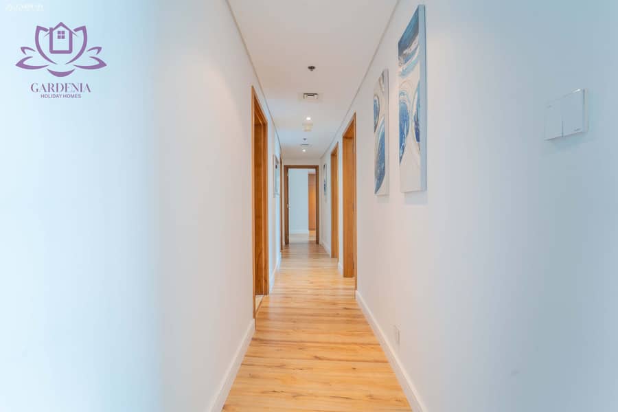 9 Hallway. jpg