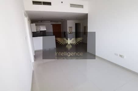 HOT DEAL! Flat w/ Balcony HOT DEAL! Flat w/ Balcony