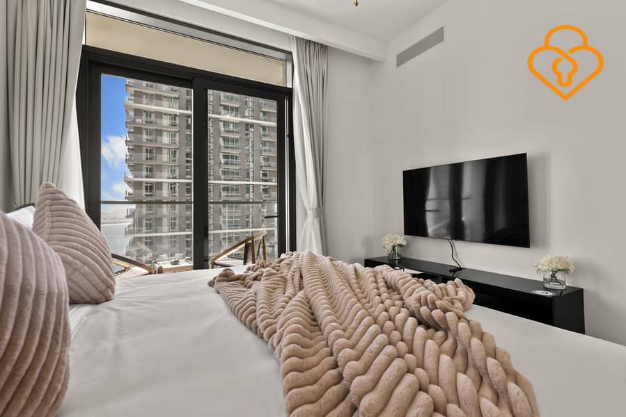 9 Emaar Beach Front-1. jpg