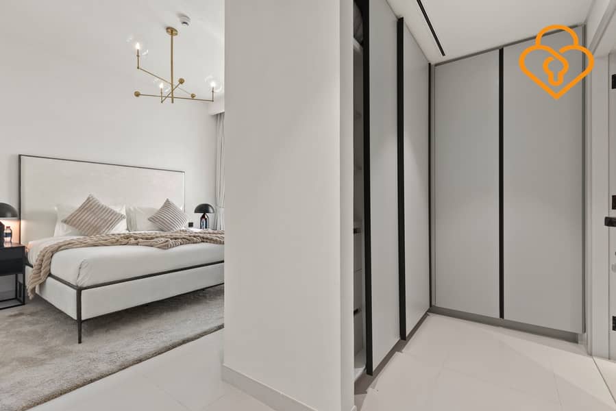 22 Emaar Beach Front. jpg