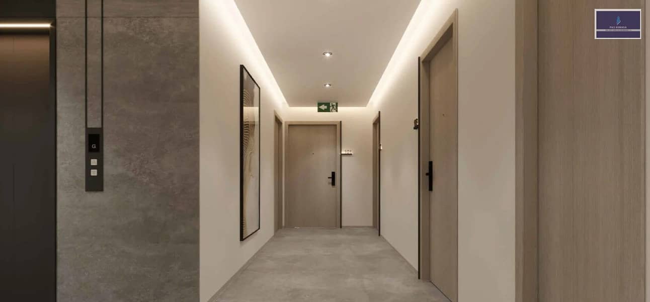 8 hallway. jpg