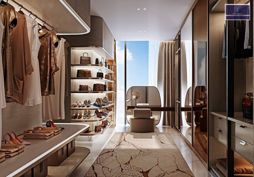 37 Wardrobe_01. jpg