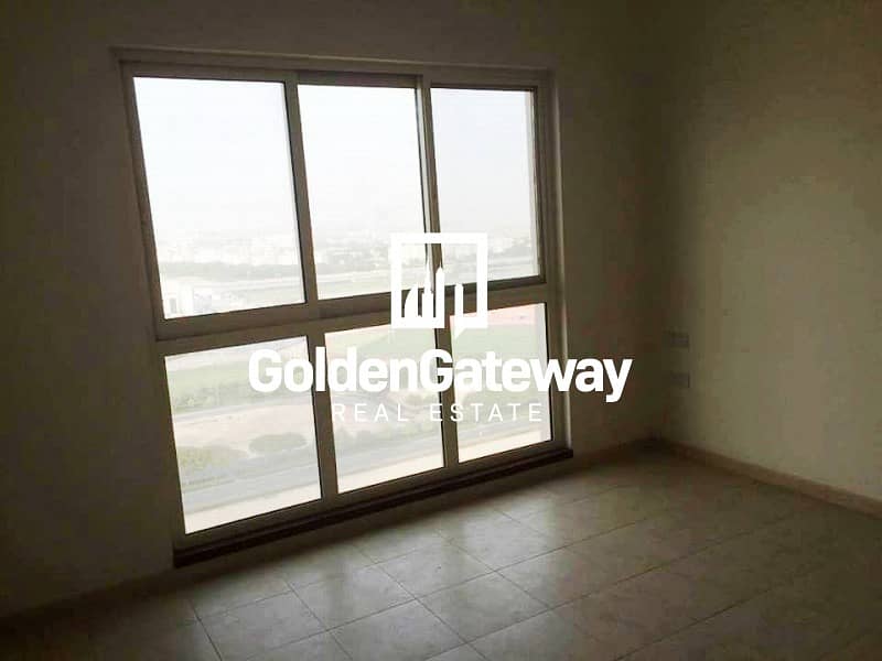 Canal View Bright  Lay out  1 Bedroom Apartment