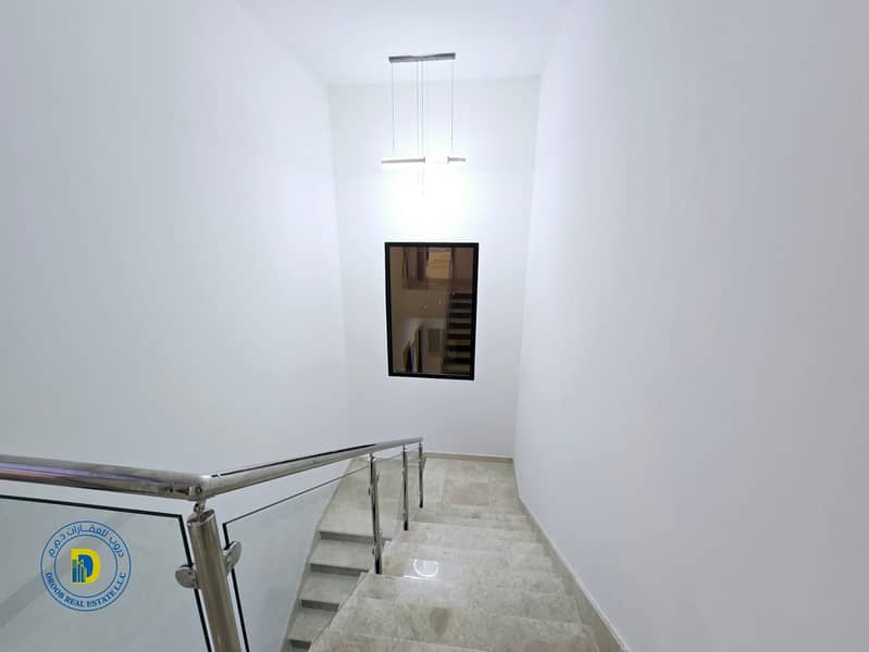 33 WhatsApp Image 2024-10-15 at 9.26. 12 PM (1). jpeg