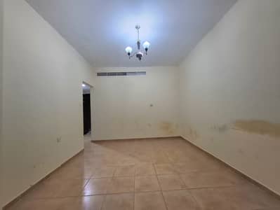 PAID PARKING FREE VERY CHEAP PRICE NEAT AND CLEAN #1BHK FOR FAMLY