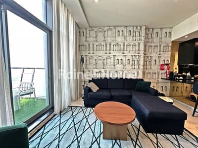 1 Bedroom Apartment for Sale in Business Bay, Dubai - High Floor | Tenanted |  Spacious | Service Apt