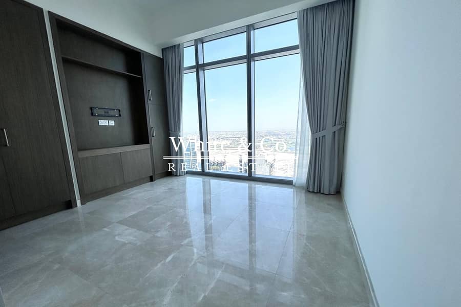 Penthouse | Spacious | Downtown Views