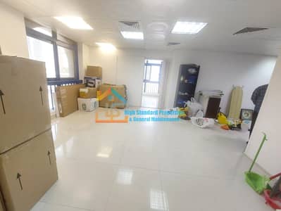 مکتب  للايجار في شارع الشيخ خليفة بن زايد، أبوظبي - WhatsApp Image 2025-03-24 at 3.57. 43 PM (1). jpeg