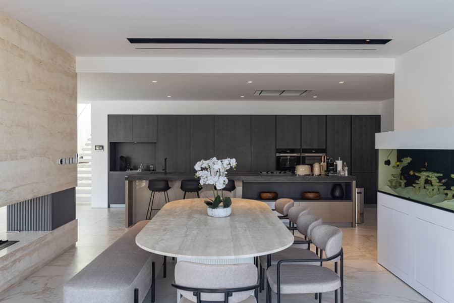 5 1R9A8724-HDR. jpg