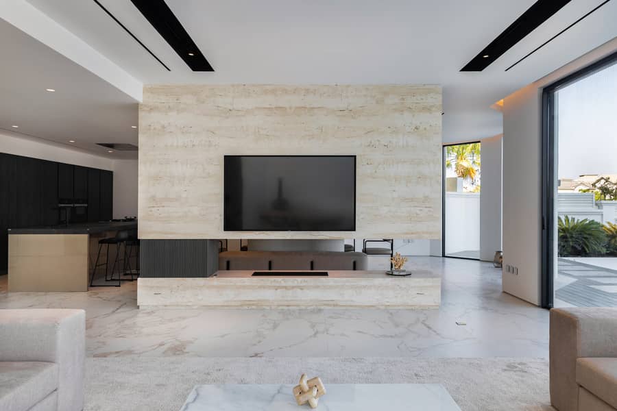 22 1R9A8699-HDR-2. jpg