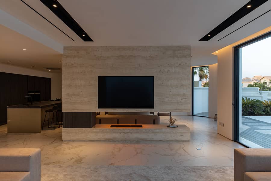 52 1R9A8876-HDR. jpg