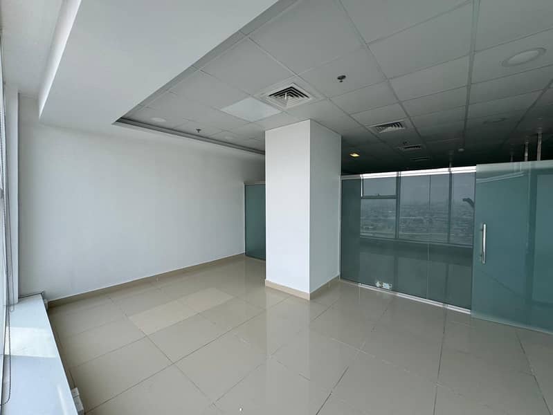 10 dd192e8f-6a90-45e4-bbb8-fcc43023e049. jpg