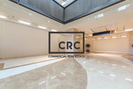 Shop for Rent in Corniche Area, Abu Dhabi - Prestigious Tower | Large Retail Space in Mall