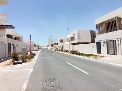 4 bedroom+M Villa With Affordable Price! 4 bedroom+M Villa With Affordable Price!