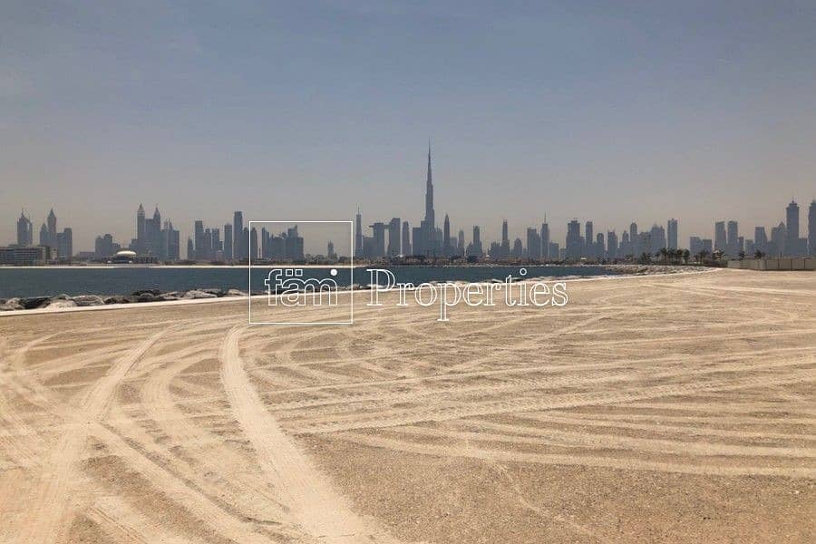 Villa Land -Prestige address - Jumeirah Bay