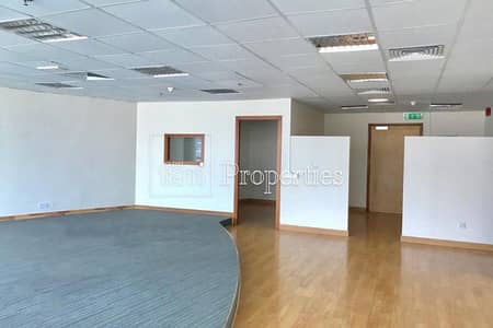 Fully Fitted | Mid floor | 13 Months Contract Fully Fitted | Mid floor | 13 Months Contract
