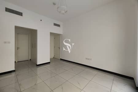 1 Bedroom Flat for Sale in Jumeirah Village Circle (JVC), Dubai - Huge Layout | Chiller Free | Near Mall | GRAB NOW