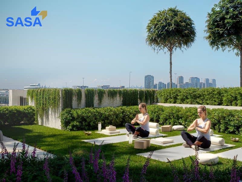 12 Outdoor Yoga. jpg