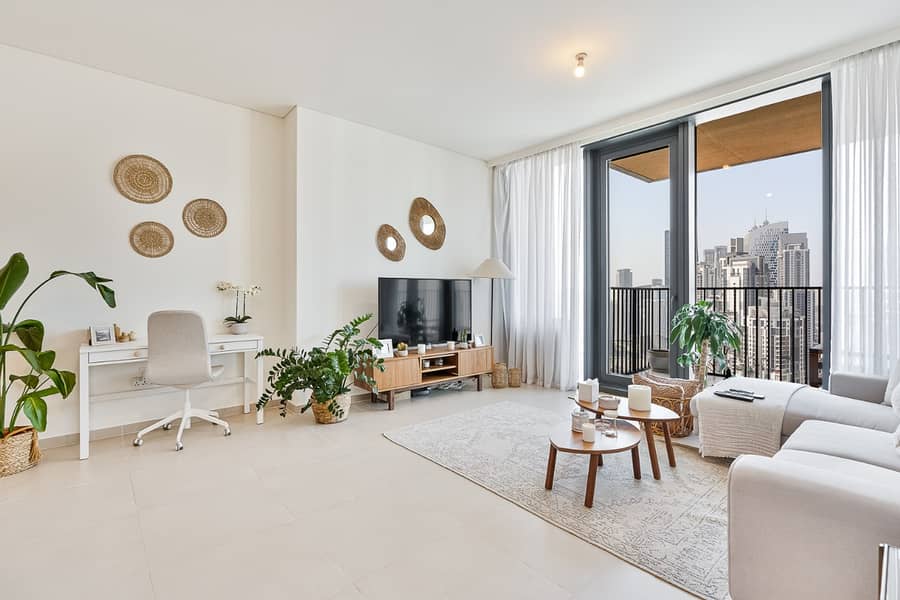 7 Living Room (9). jpeg