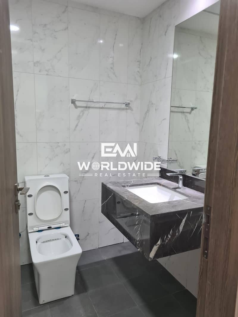 6 e5e2abf4-3254-4ec3-a451-fa8ae3f30989. jpeg