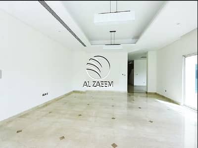 Brand New 5 Bedroom Villa. Private Pool and Jacuzzi Brand New 5 Bedroom Villa. Private Pool and Jacuzzi