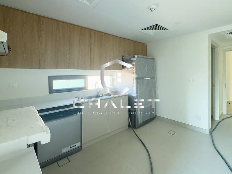 4 THE PULSE-BEACHFRONT_IMAGES4. jpg