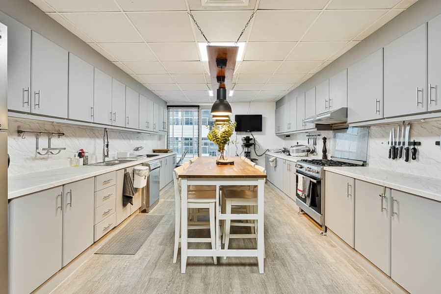 4 Kitchen (2). jpeg