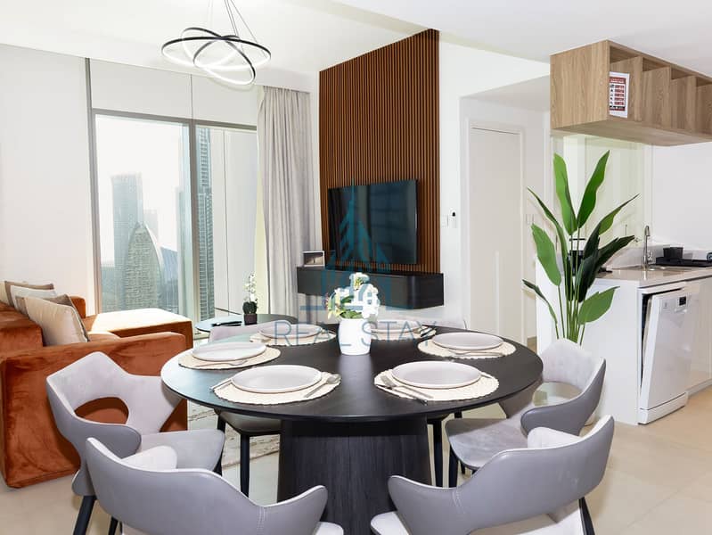 27 PROPERTYANA_DOWNTOWN_DINING 2. jpg