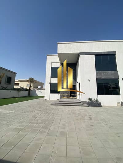 فیلا 4 غرف نوم للبيع في حوشي، الشارقة - IMG-20250323-WA0114. jpg