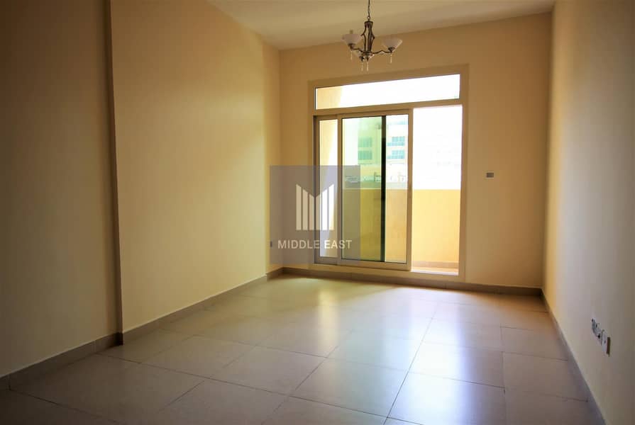 Spacious 1 Bedroom | Chiller Free ! Well Located