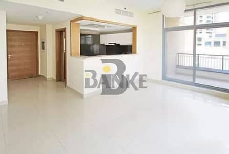 |Spacious w/ BLVD View|BRIGHT and WELL MAINTAINED |Spacious w/ BLVD View|BRIGHT and WELL MAINTAINED