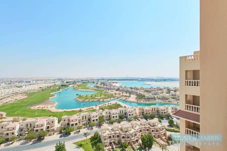 2 Bedroom Flat for Rent in Al Hamra Village, Ras Al Khaimah - 2 Bedroom Apartment for Rent Al Hamra Village - Golf Course View