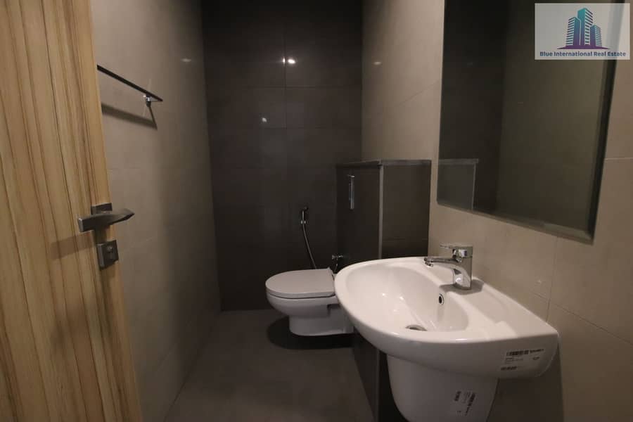 3 1 Bed Al Waleed Building IC8. jpeg