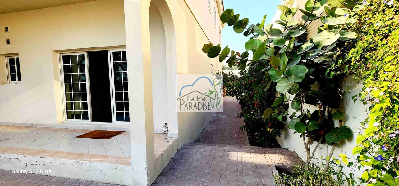 Available semi independent 4 bedroom all master pvt entrance /maid room/laundry room/private garden front /backyard lawn/shared s/pool rent in mirdif