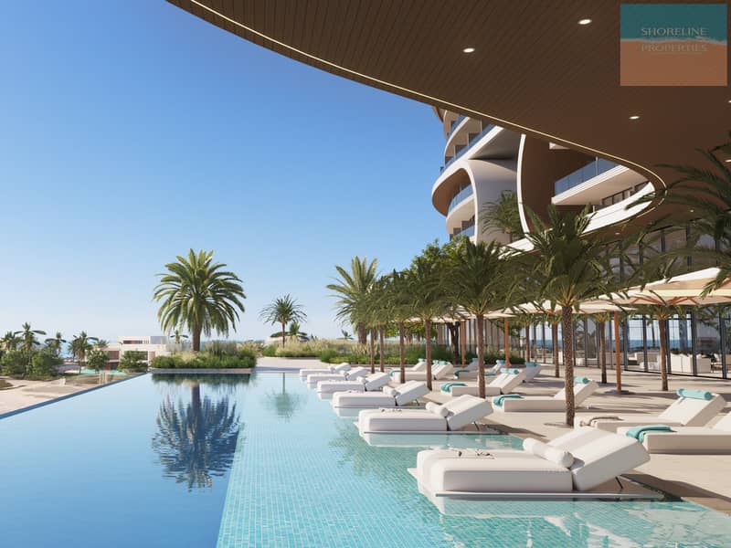 35 VIEW10-HOTEL POOL-DAYSHOT. jpg