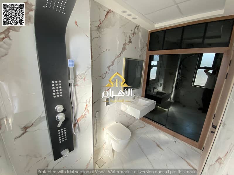 15 b8fd2309-fde6-485b-acaf-3ba800f0bbcc. jpg