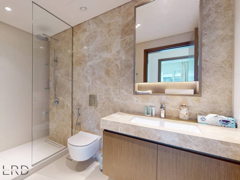 3 LRD-VACATION-HOMES-Grand-Bleu-Tower-1-03252025_153323. jpg